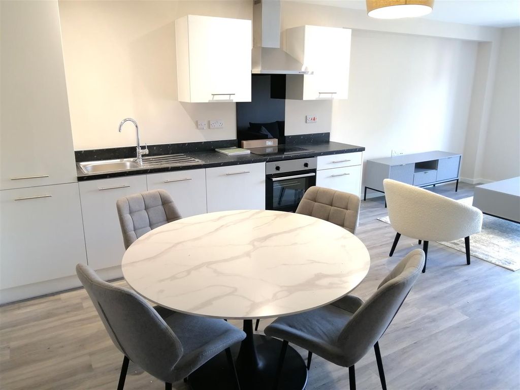 Property photo 3 of 21 Img_20240903_152302