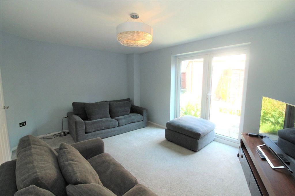Property photo 2 of 10 Picture No. 01