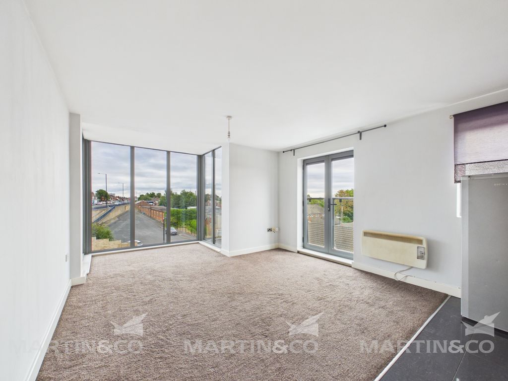 Property photo 2 of 6 Cam02406G0-Pr0656-Still001