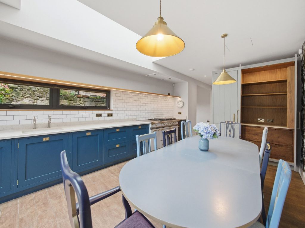 Additional image 6 of 4 bed terraced house to rentDean Street, Edinburgh, Midlothian EH4