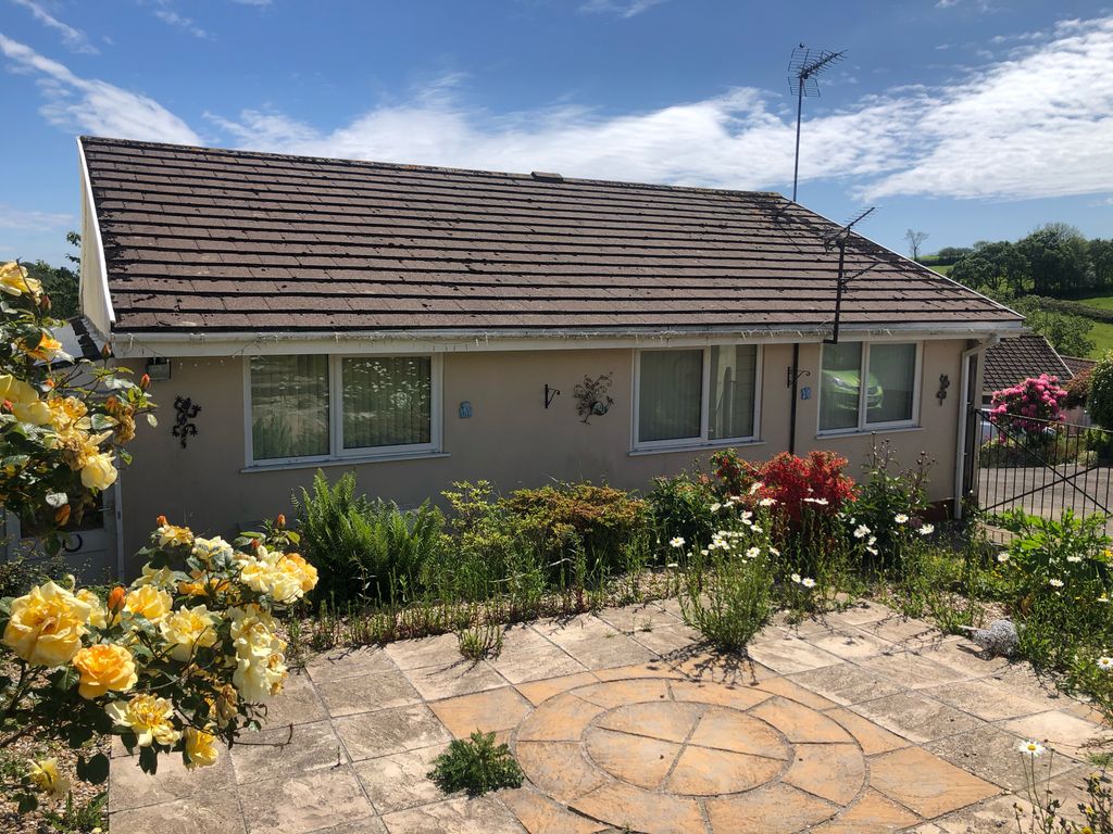 Property photo 1 of 9