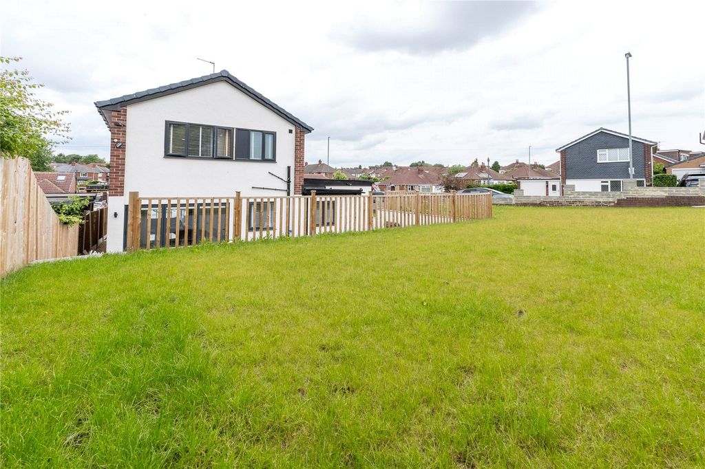 Property photo 1 of 21 Picture No. 27