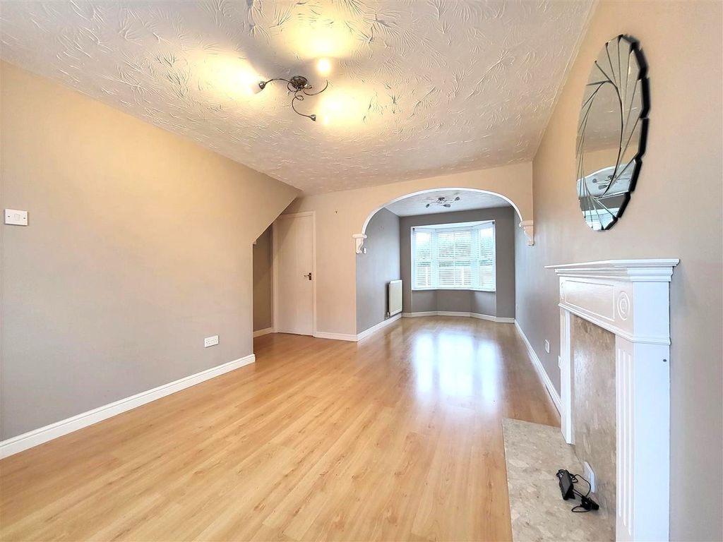 Property photo 2 of 8 Picture No. 07