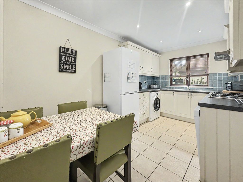 Property photo 3 of 12 Picture No. 22
