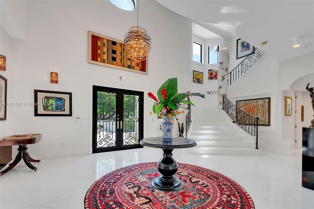Property photo 1 of 50
