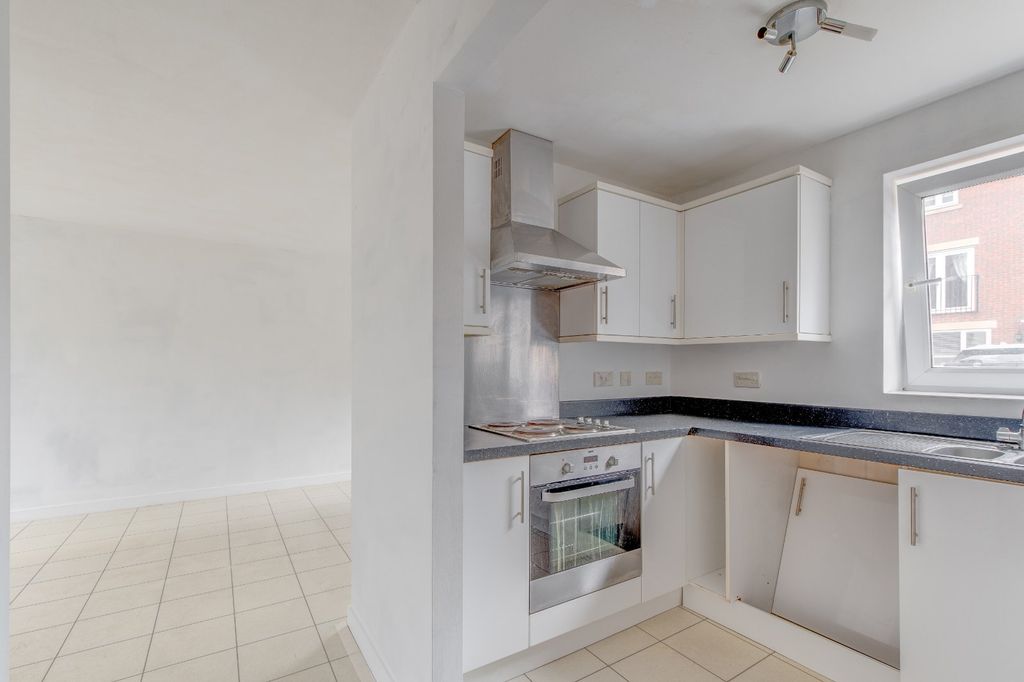 Property photo 3 of 11 Picture No. 15