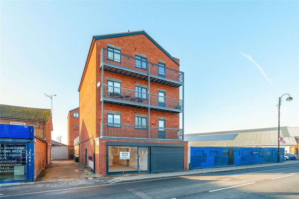 Property photo 1 of 15 Picture No. 19