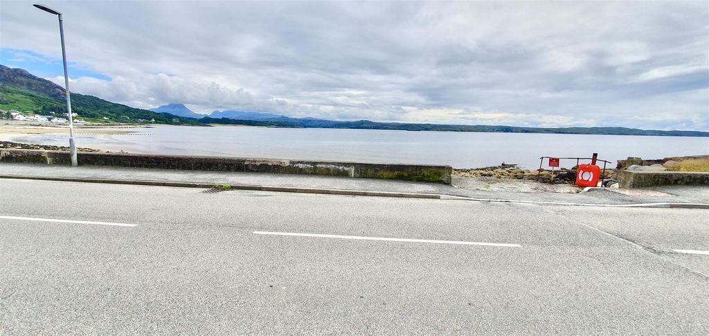 Property photo 2 of 16 Strath, Gairloch
