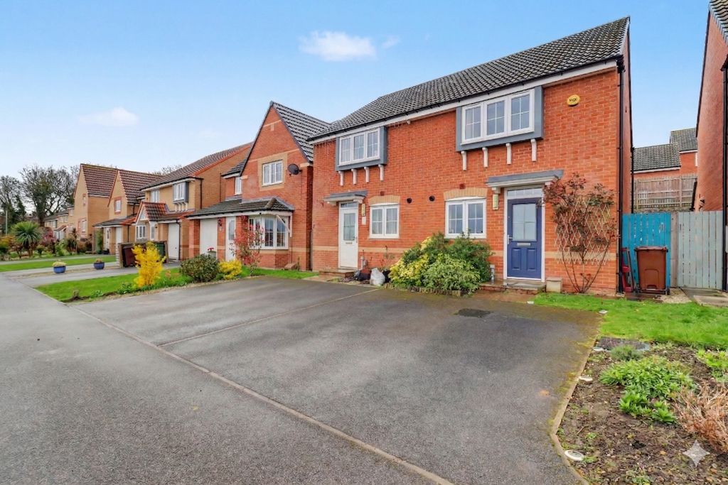 Property photo 1 of 19 1- Ryan Clarke Ewemove Wakefield