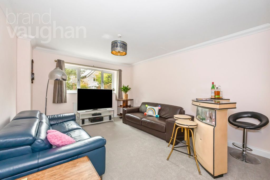 Property photo 3 of 27 Picture No. 24