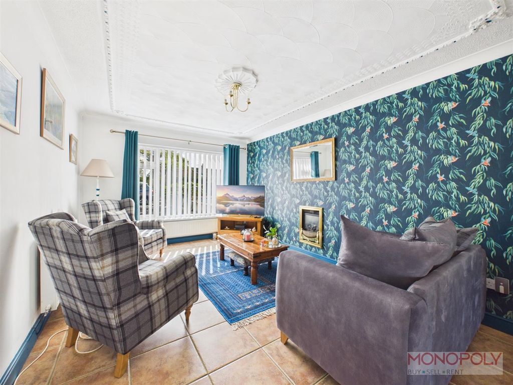 Property photo 3 of 30 Cam04439G0-Pr0260-Still021.Jpg