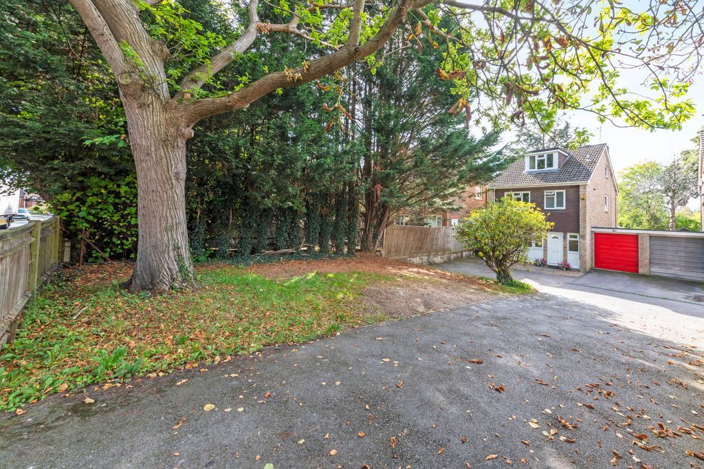 Property photo 1 of 23