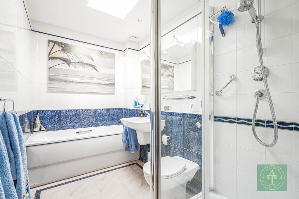 Additional image 37 of 3 bed flat for saleClaremont Heights, Enfield EN2