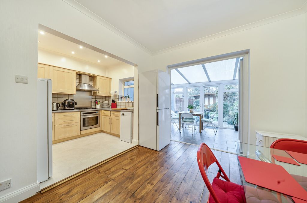 Property photo 3 of 14 1402082-16-69735E...