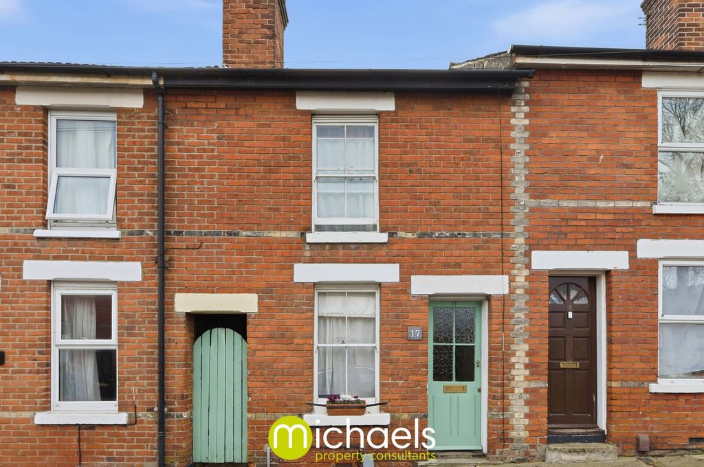 Property photo 1 of 17