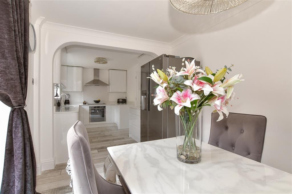 Property photo 2 of 13 Dining Area