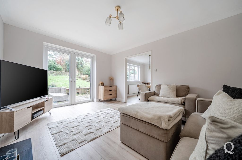 Property photo 2 of 22 10B38d9A-E0Df-446...