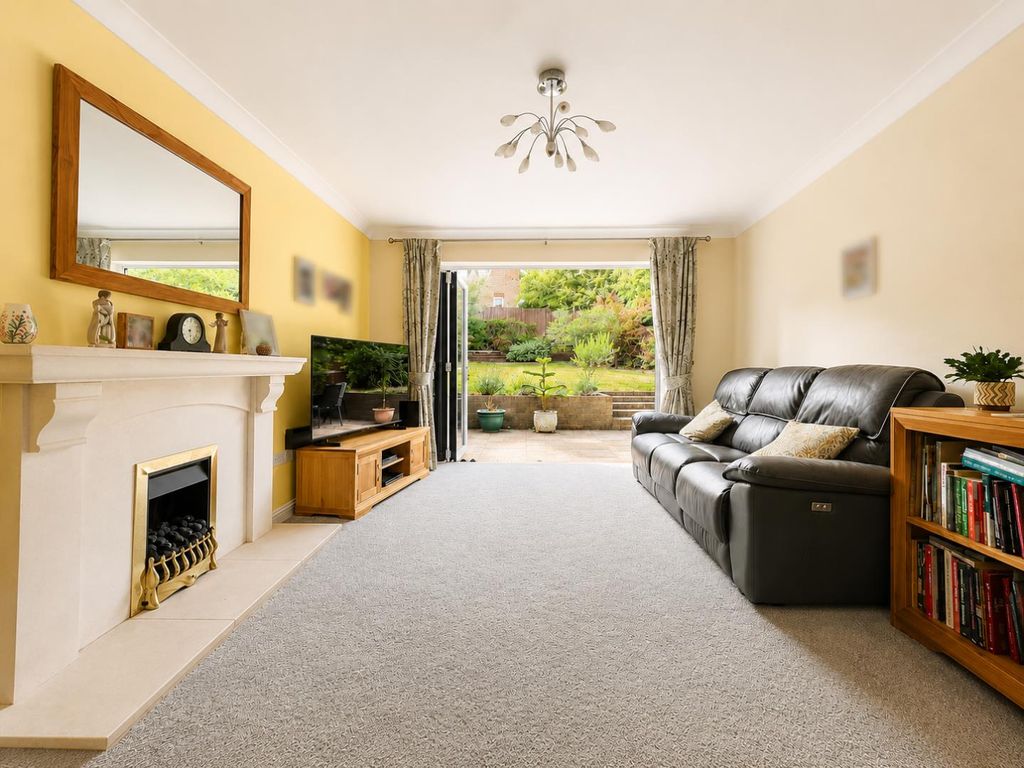 Property photo 3 of 34