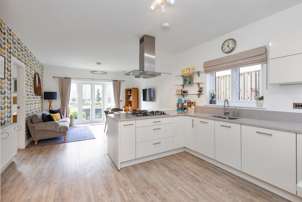 Additional image 11 of 5 bed detached house for sale22 Kilburn Wood Gardens, Roslin EH25