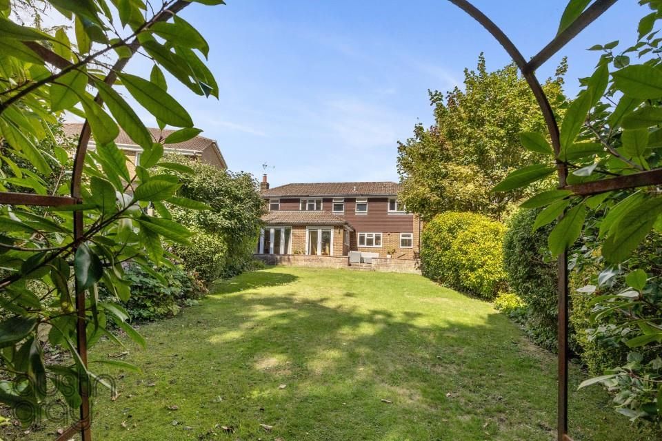 Property photo 3 of 22 Coombe Drove, 27-023 (Ag).Jpg