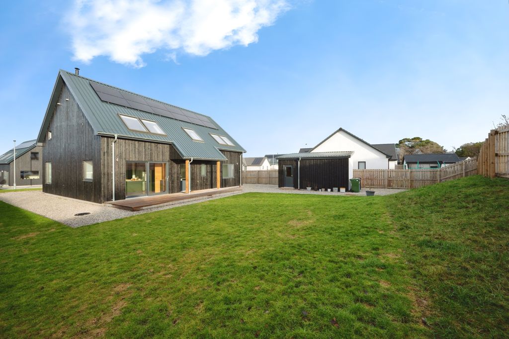 Property photo 2 of 20 Photo #2