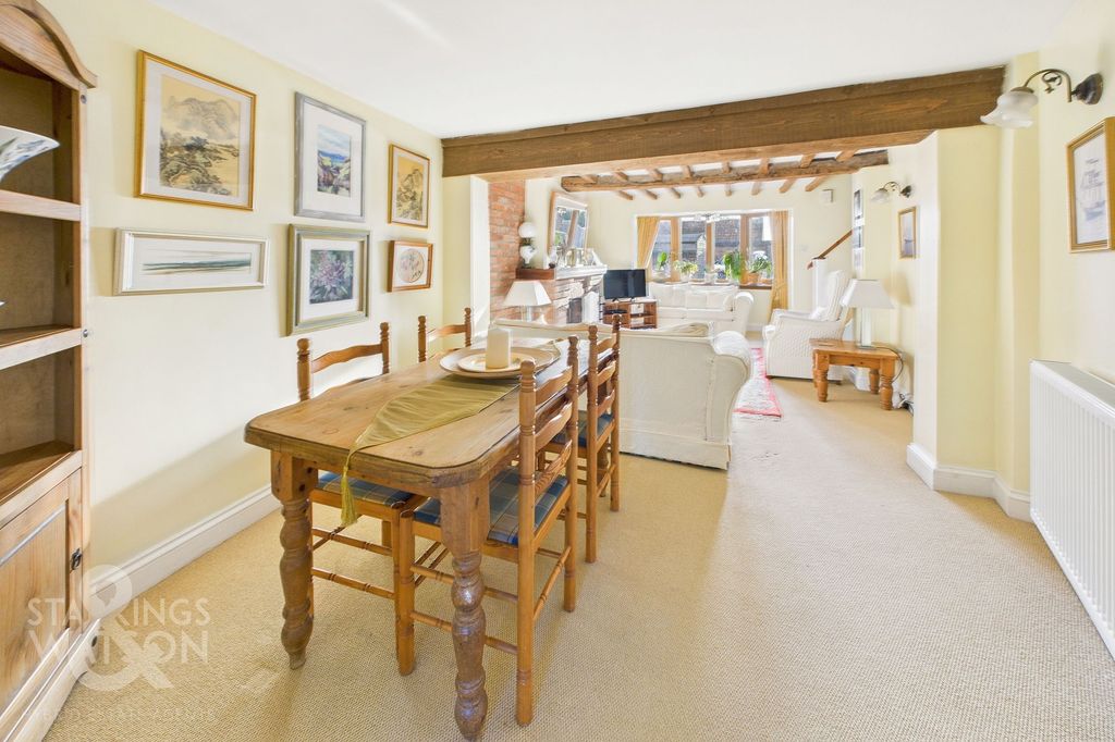 Property photo 3 of 22