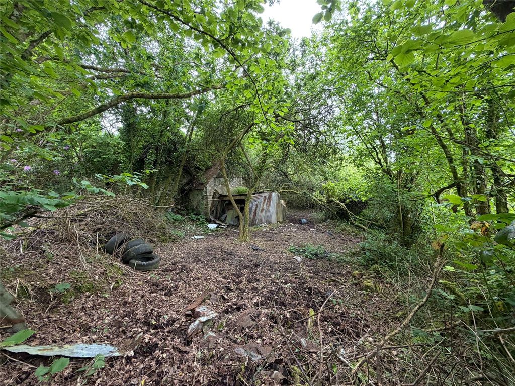 Property photo 3 of 3 Picture No. 05