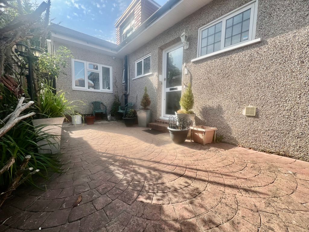 Property photo 1 of 4 Img_8269