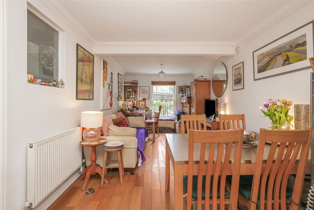Additional image 7 of 4 bed town house for saleDouglas Court, Ely CB7