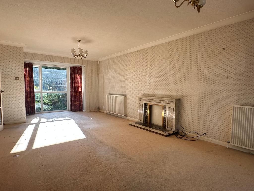 Property photo 2 of 16 Photo 2