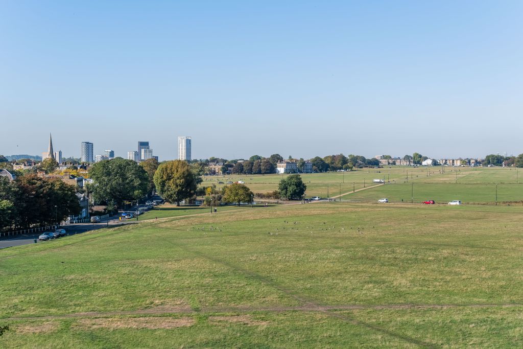 Property photo 3 of 22