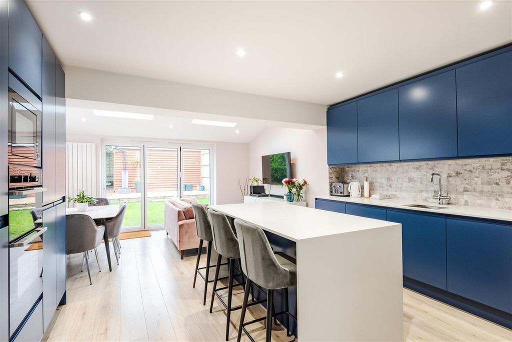 Property photo 3 of 17 For Sale By Aspire Residential | Bramble Lane
