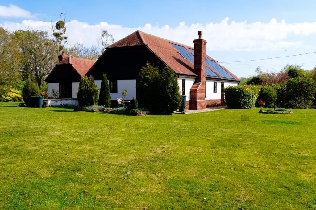 Property photo 2 of 10