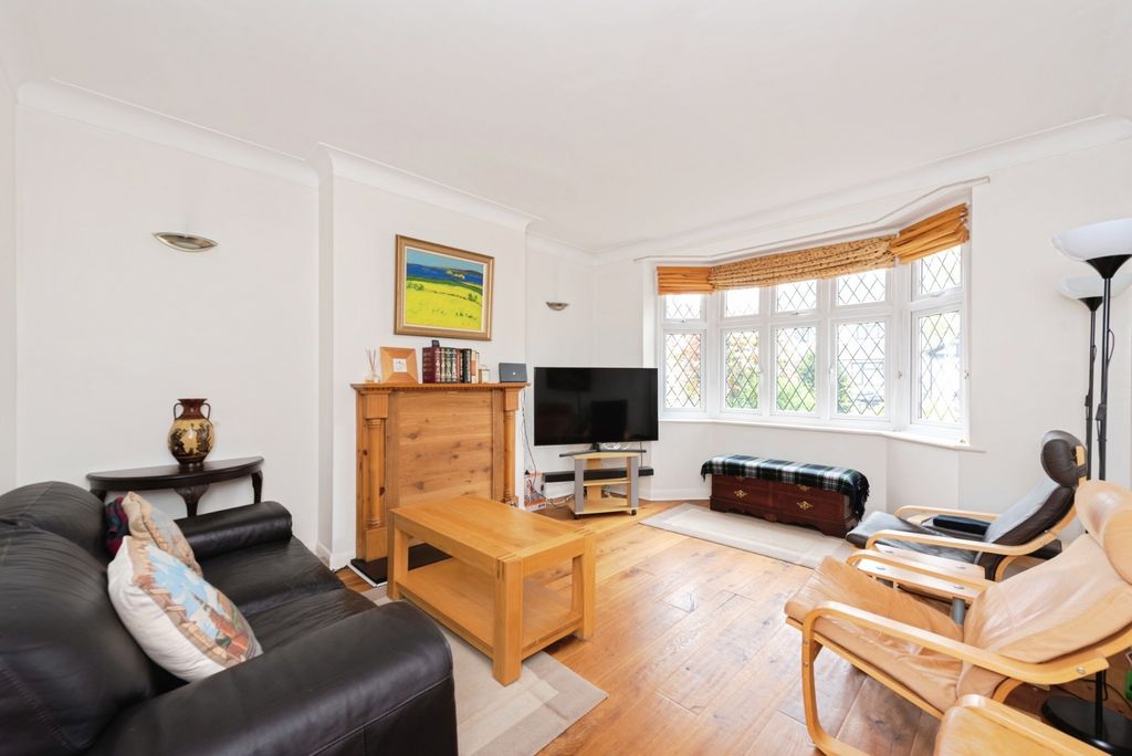 Property photo 2 of 17 Reception