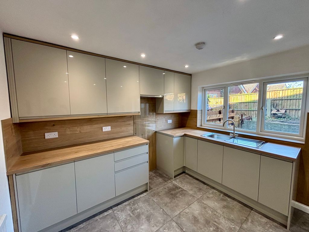 Property photo 3 of 18 View