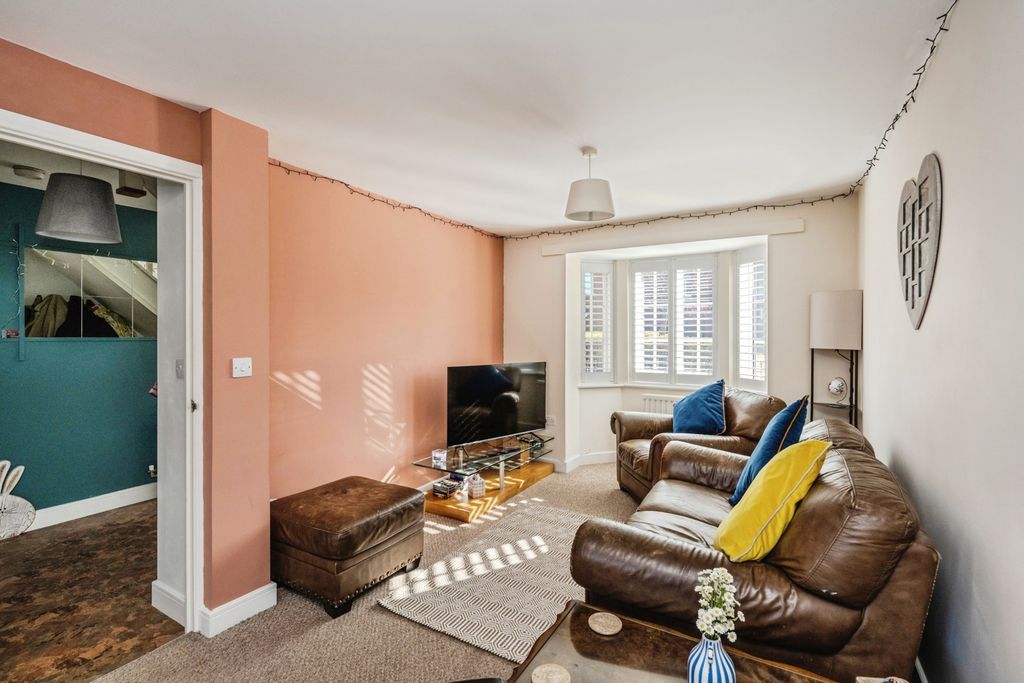 Property photo 2 of 23 Pbox-Img.Jpg