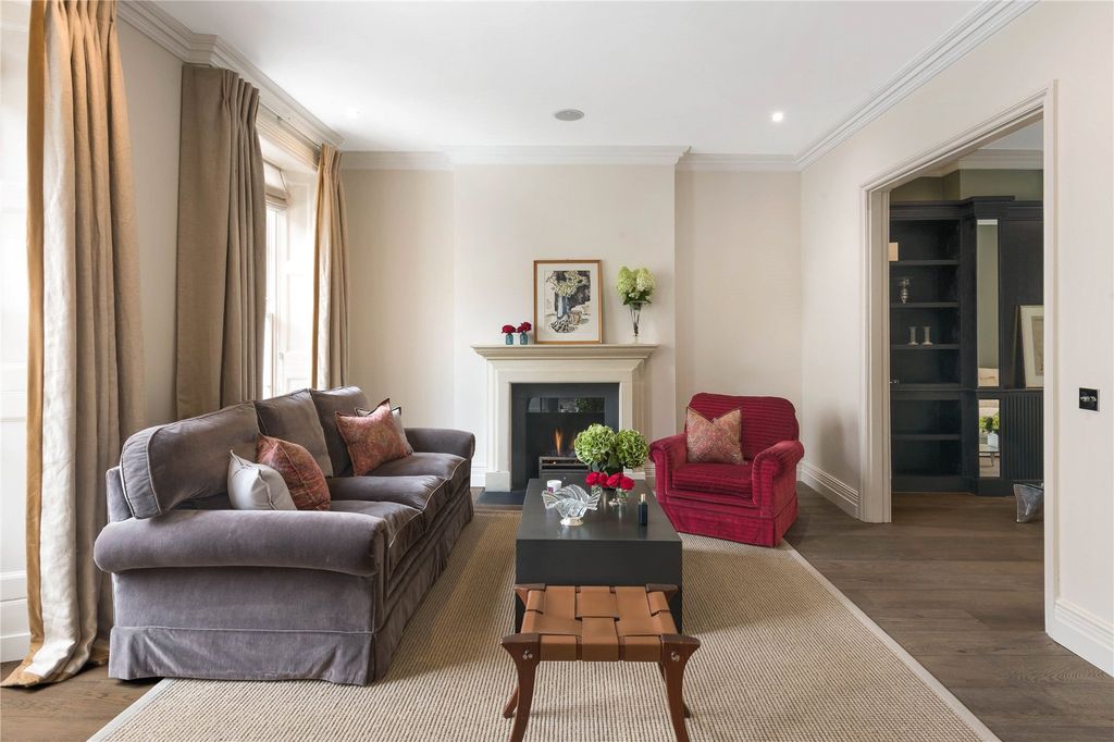 Property photo 1 of 26 Reception Room