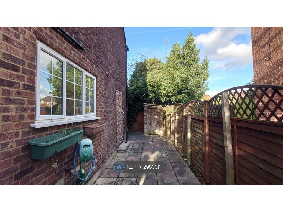 Property photo 3 of 13