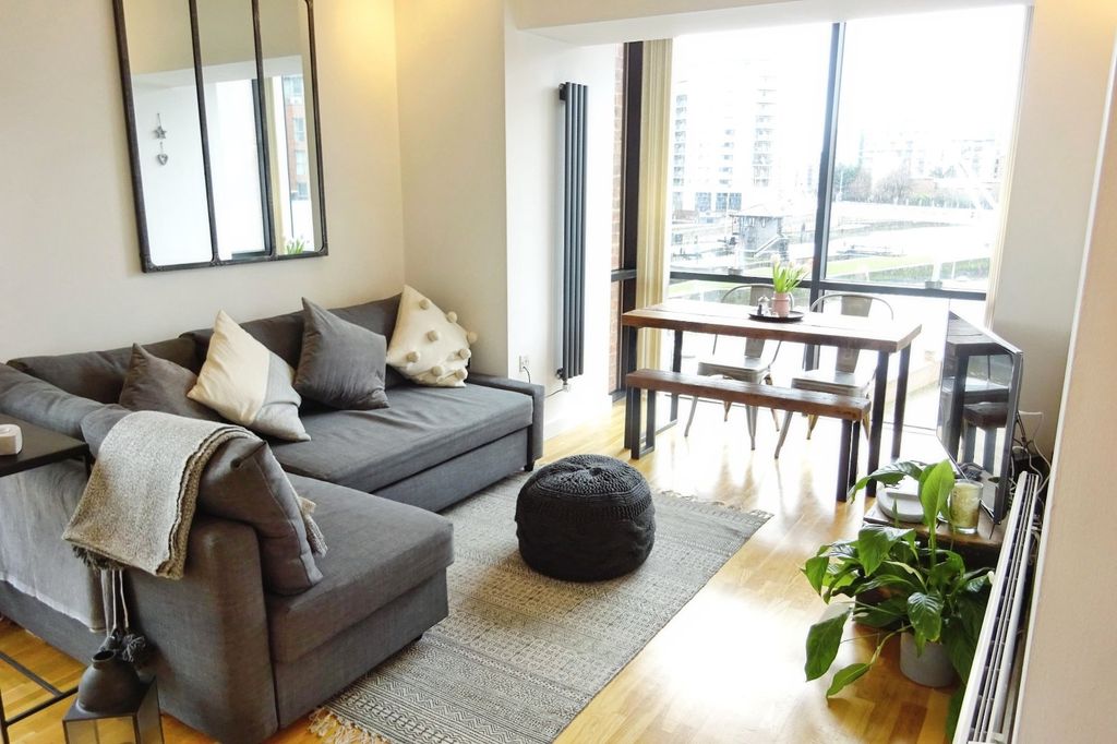 Property photo 1 of 8 Picture No. 10