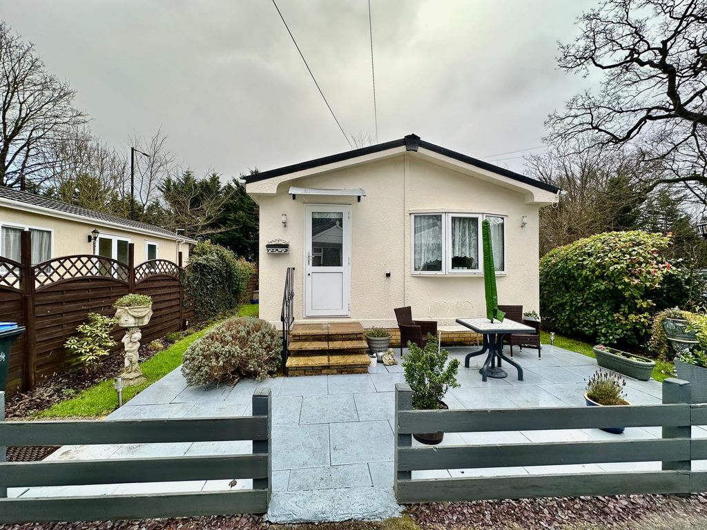 Property photo 2 of 12