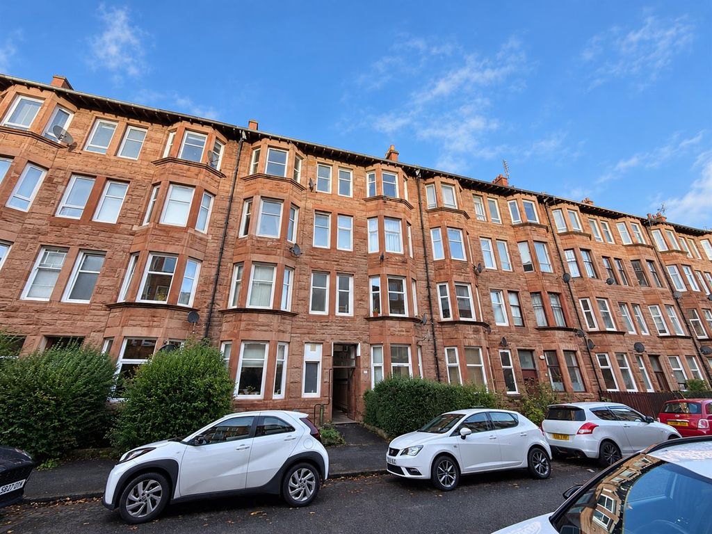 Property photo 1 of 11 194C8247-64F6-4Caa-875E-2511D38Ff262 2.Png