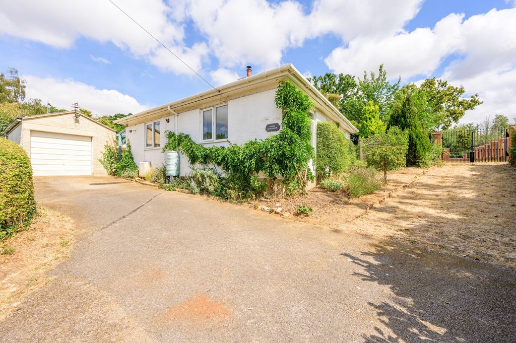 Property photo 1 of 23