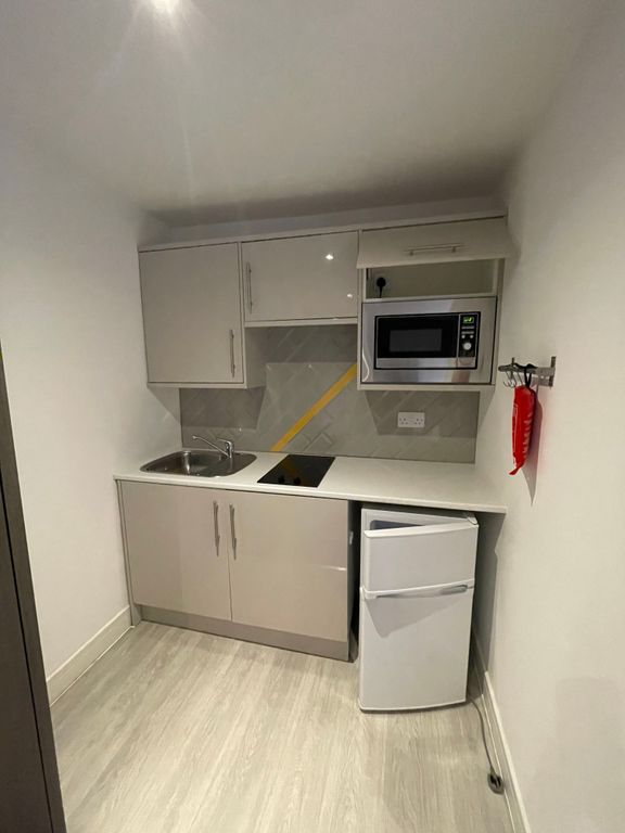 Property photo 2 of 4