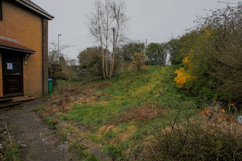 Property photo 3 of 3