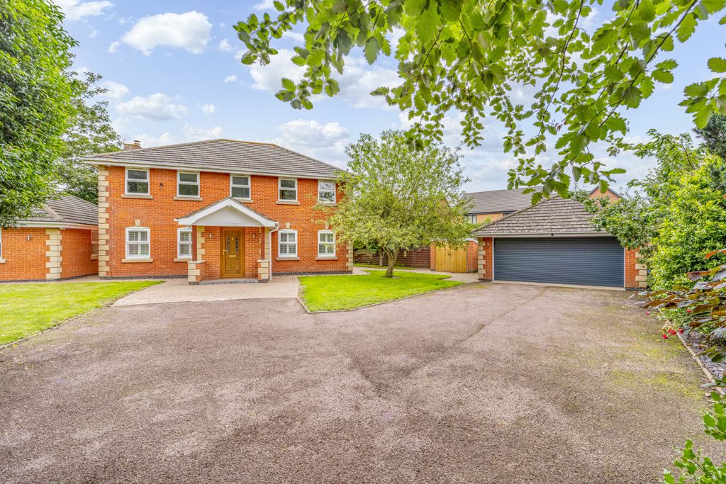 Property photo 2 of 48