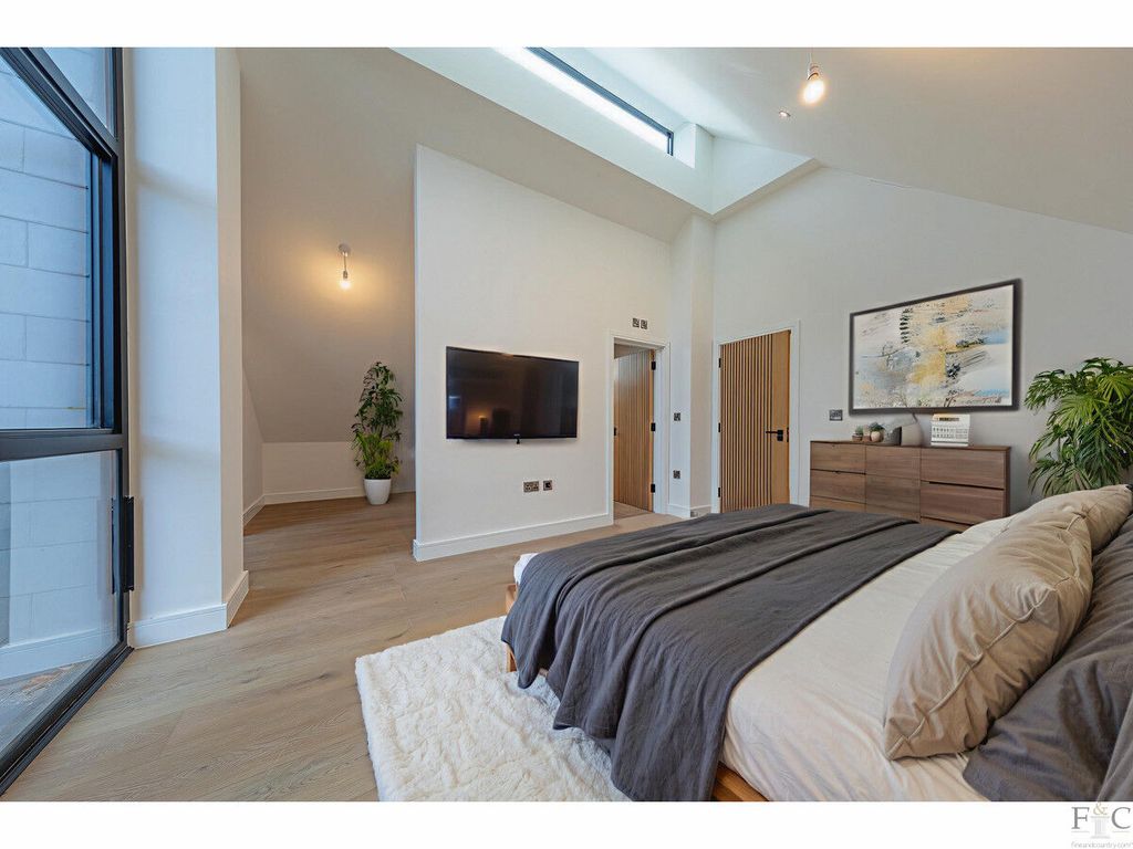 Additional image 13 of 7 bed detached house for saleCarisbrooke Road, Leicester LE2