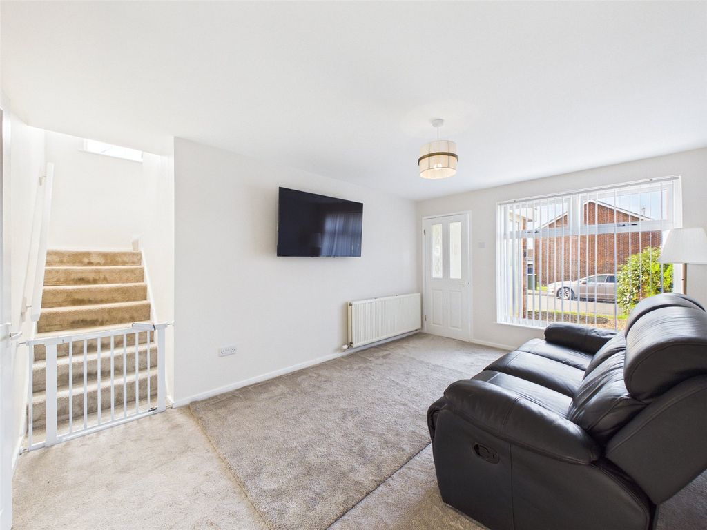 Property photo 2 of 19 Picture No. 18