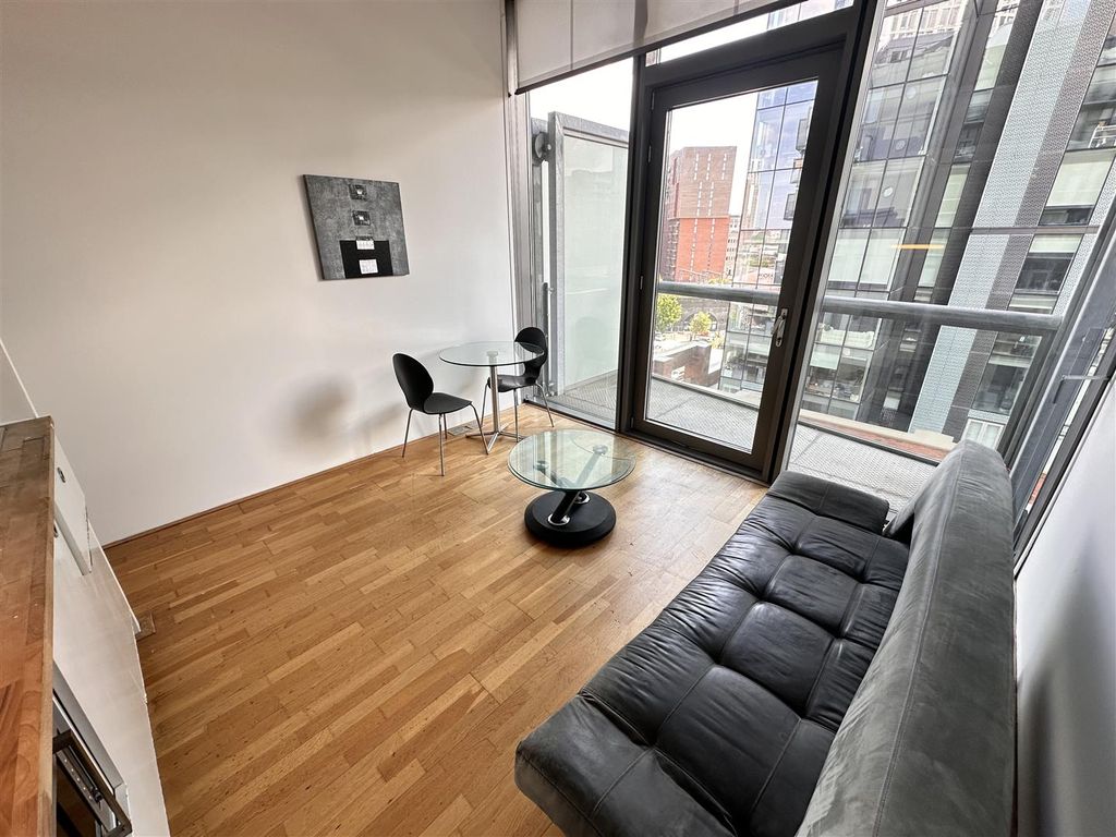 Property photo 3 of 11