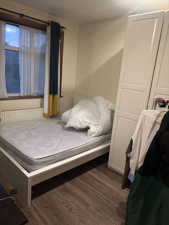 Property photo 1 of 1
