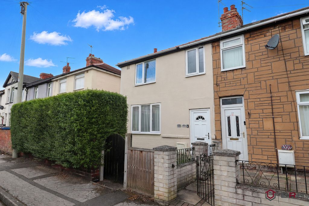 Property photo 2 of 16